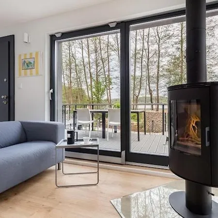 By Wise Ka, Near Baltic Виселка