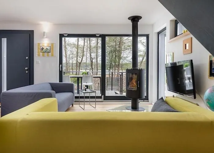 By Wise Ka, Near Baltic Nyaraló Wisełka